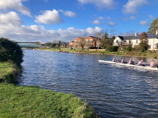 Click to view original image - 1600 x 1200 (311Kb)